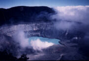 Caldera and lake of Volcan Póas