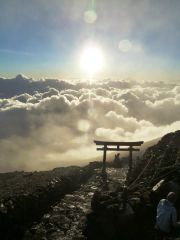Fuji rim shrine