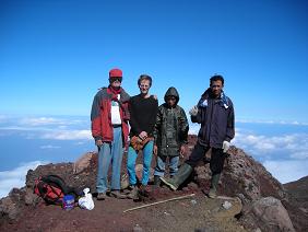 Slamet summit